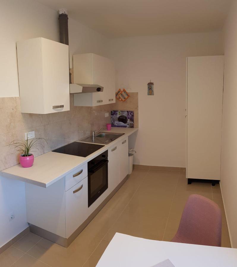 מדולין Apartments & Rooms Tom מראה חיצוני תמונה