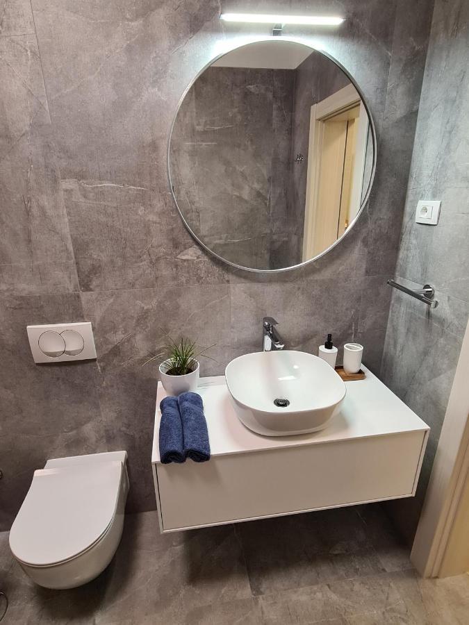 מדולין Apartments & Rooms Tom מראה חיצוני תמונה